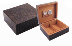 Blackened Burl Cigar Humidor with 50 Cigar Capacity